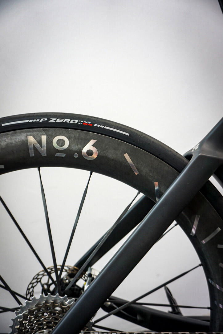 Colnago Y1RS Dark LTD – No.6 Hinterrad