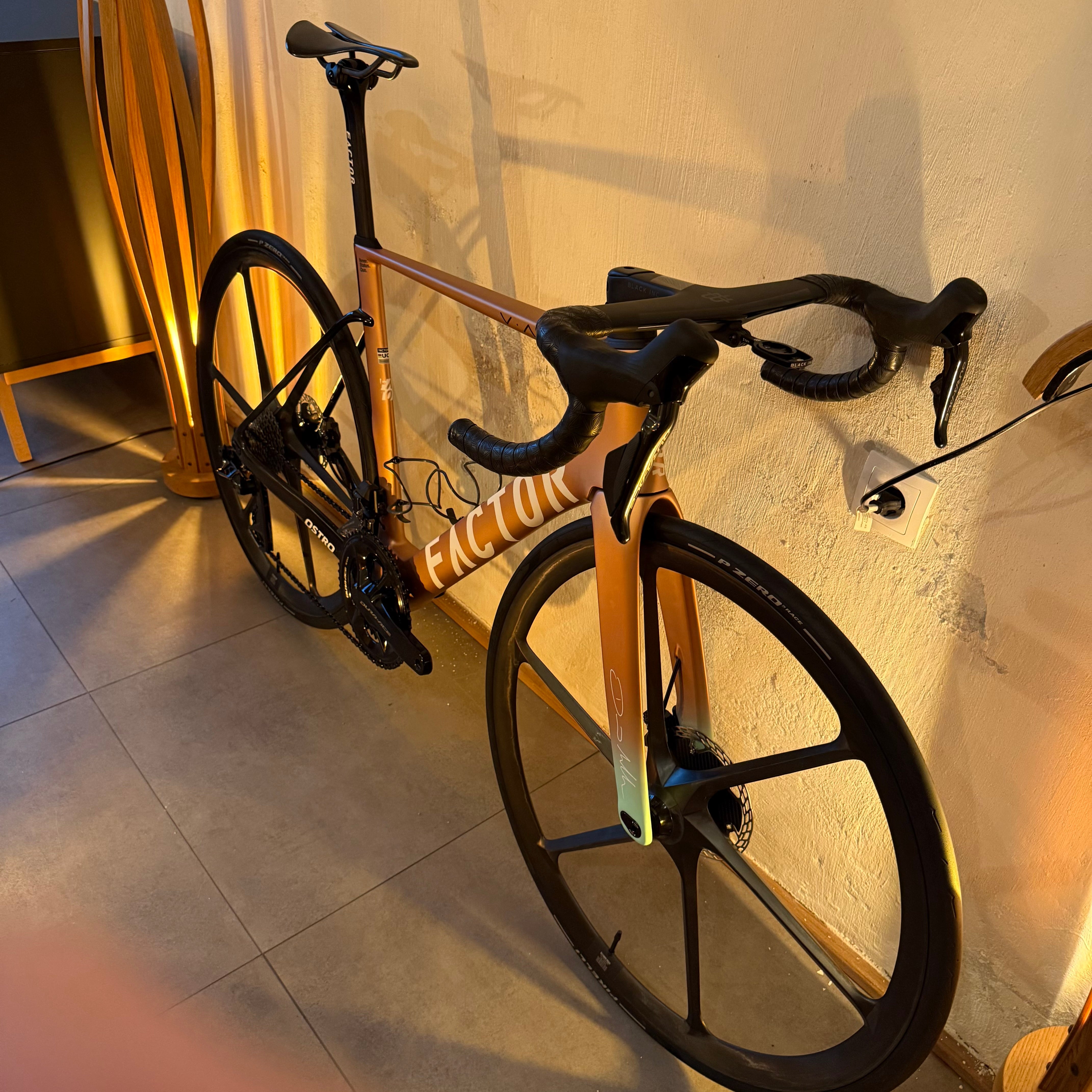 Factor Ostro VAM 2.0 David Millar LTD Custom